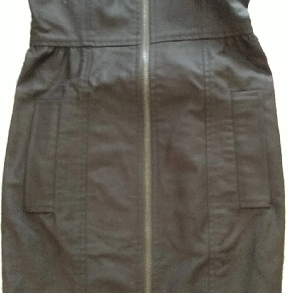 Burberry London Front Zip Sundress Sz. 2 - Picture 6 of 10